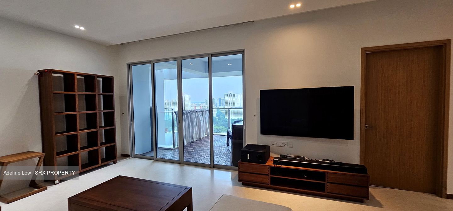 Clover By The Park (D20), Condominium #578621771